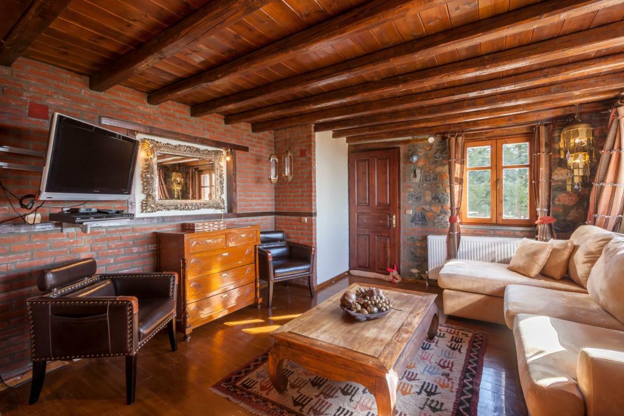 Villa Palaios Agios Athanasios 帕雷斯阿吉萨那 外观 照片